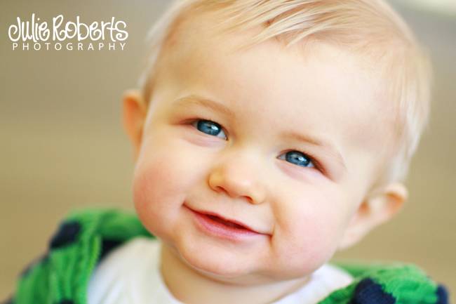 The Poston Family - Knox at 9 months, Julie Roberts Photography