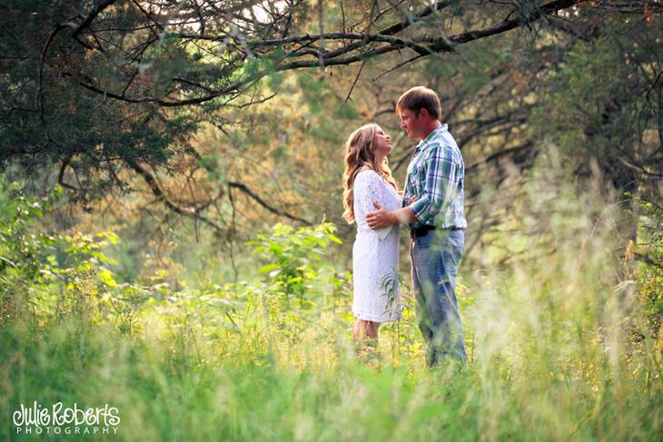 Megan and Jordan are Engaged!!  :: Knoxville Farm, Julie Roberts Photography