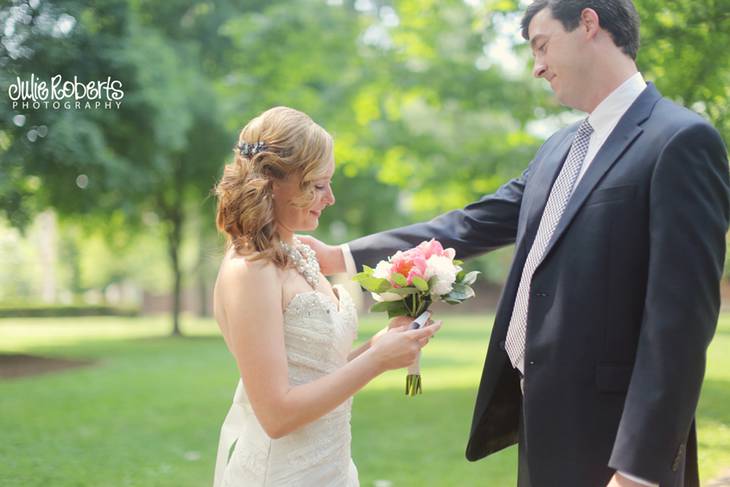 Cortney Stringer + James Cash :: Part ONE :: Married in Lexington, Kentucky :: My first Kentucky wedding!, Julie Roberts Photography